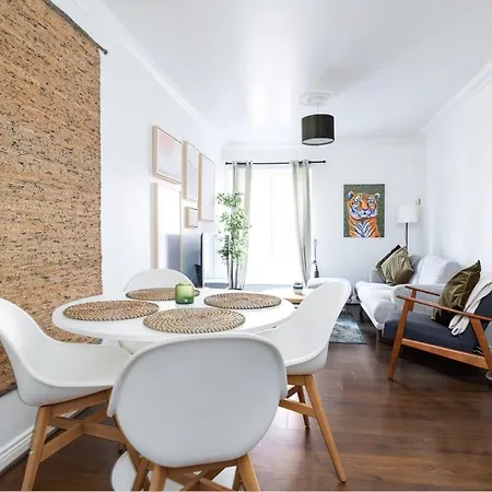 2br With Balcony Apartment *